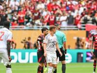 乐鱼真人体育娱乐-世俱杯-穆西亚拉重伤登贝莱破门九人巴黎2-0拜仁挺进4强