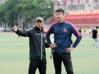 乐鱼体育入口-职业球员集会，商讨未来训练计划