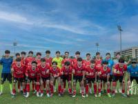 乐鱼体育入口-中国足球职业联赛竞争激烈，球员实力均衡