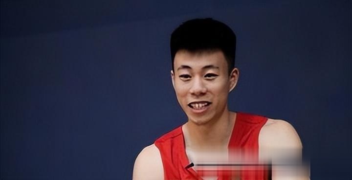 张镇麟陈旧性伤病复发离开国家队返回俱乐部康复