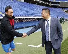 易主！星辉娱乐出售西班牙人股份伯恩利老板接手的简单介绍