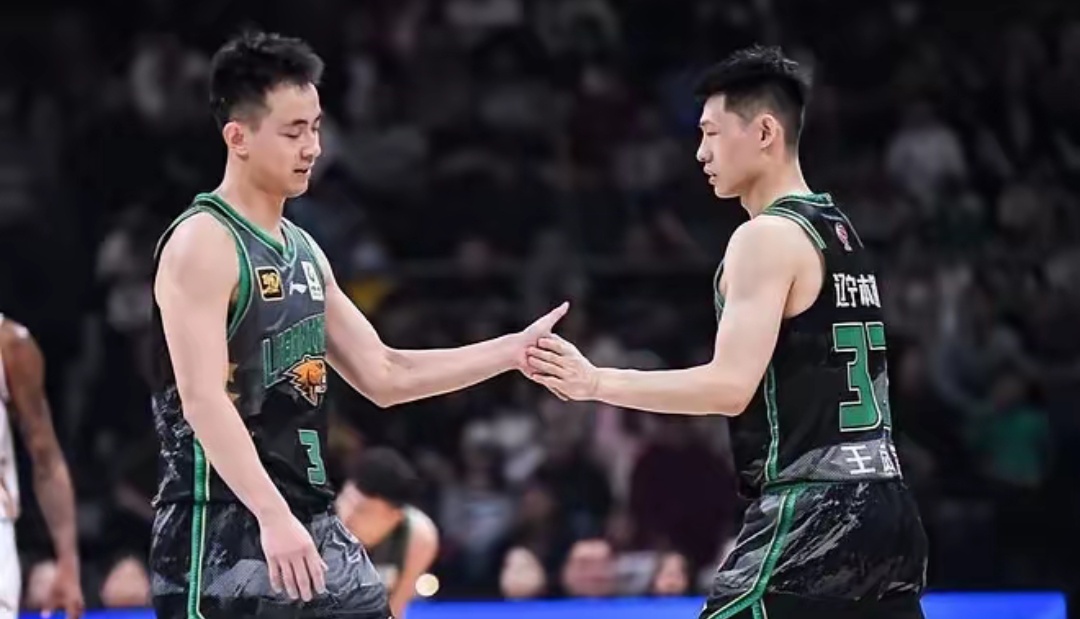 赵继伟京辽大战个人集锦：三分14中9爆砍33分8板9助