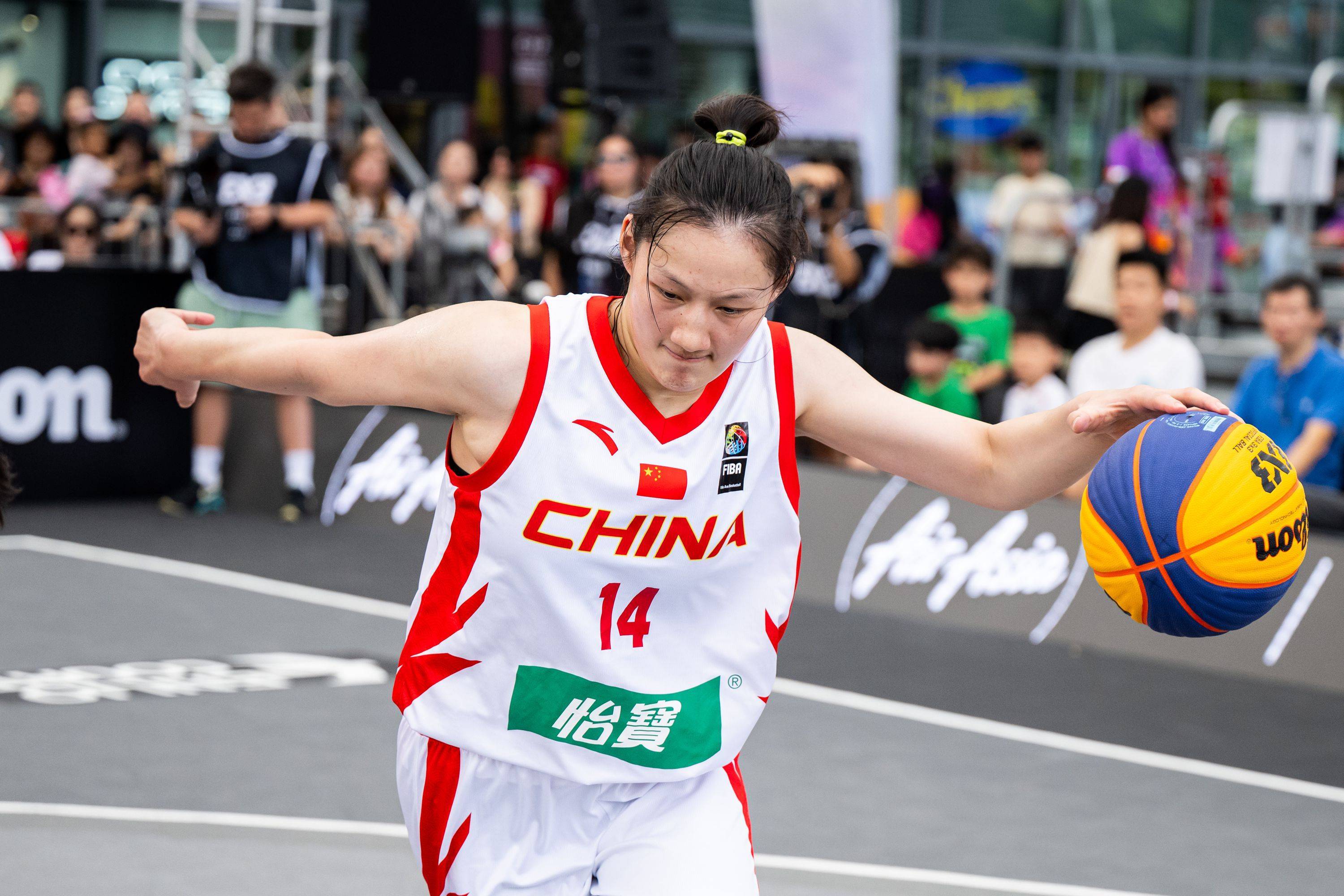 包含女篮亚洲杯实力榜：中国队高居榜首卫冕将创造历史的词条