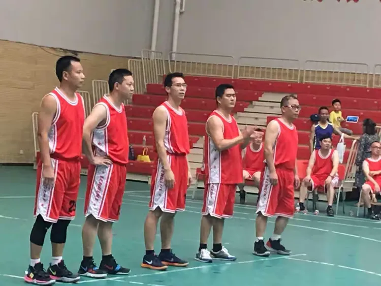 人和主场告捷，球队士气大增的简单介绍